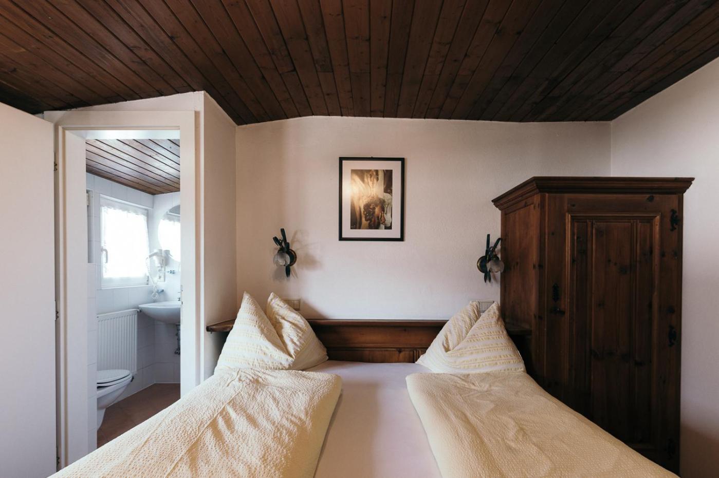 Gasthof Residence Brugghof & Erlhof Campo Tures Oda fotoğraf